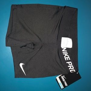 Nike Pro Shorts Black Size S New With Tag